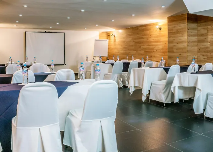 El Ejecutivo By Reforma Avenue Hotel